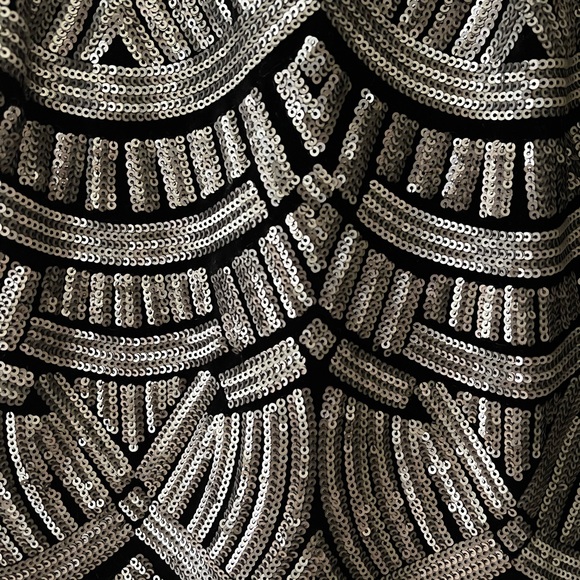 dress the population black and gold sequin evening midi dress - Picture 4 of 5